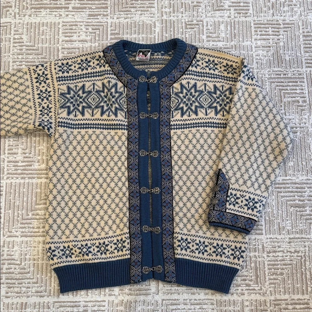 Vintage Dale of Norway Wool Knit Clasp Cardigan Nordic Fair Isle Blue Sweater - Picture 1 of 7